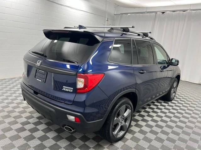 Used 2019 Blue Honda Touring image 5