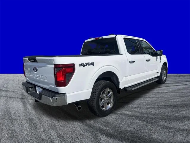 Certified Used 2024 Oxford White Ford XLT image 3