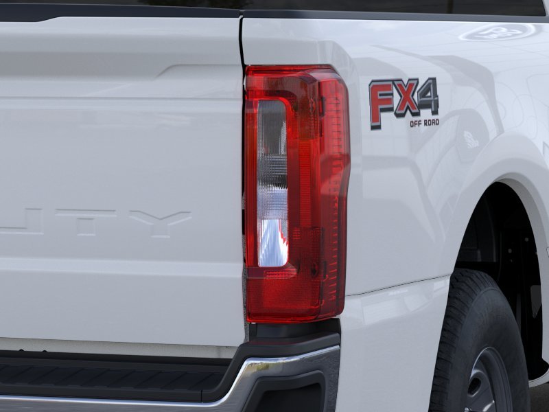 New 2026 Oxford White Ford F-250® XL image 21