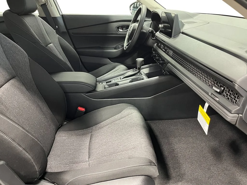 Certified Used 2026 Urban Gray Pearl Honda SE image 61