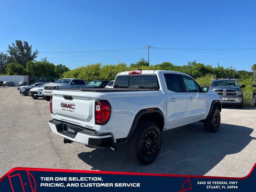 New 2026 Summit White GMC Elevation image 7