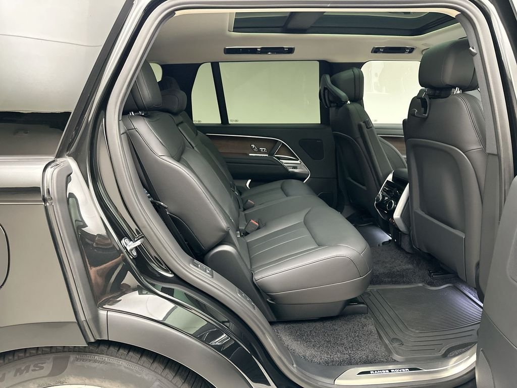 2026 Land Rover Range Rover SE - Photo 7