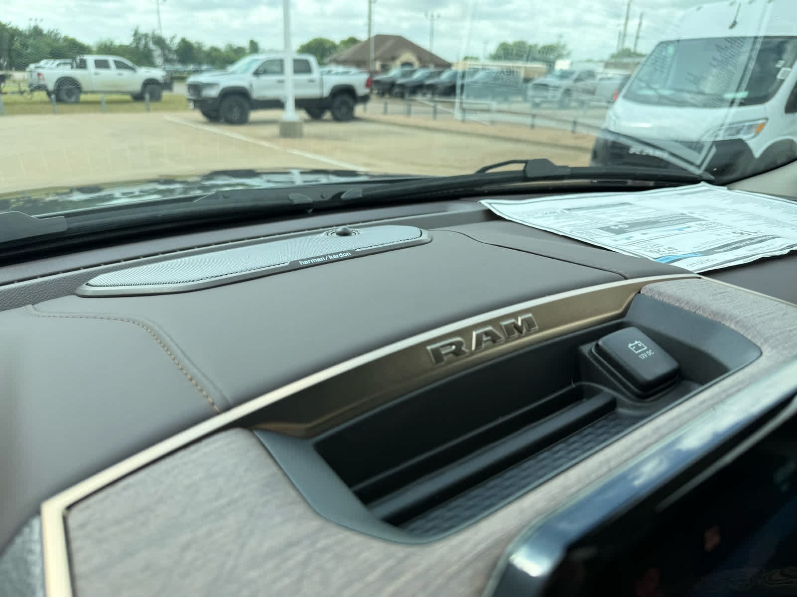 New 2026 Granite Crystal Metallic Clearcoat Ram Longhorn image 23