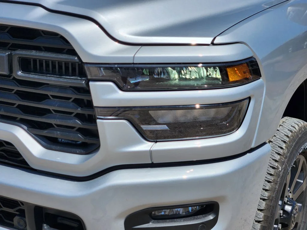 New 2026 Silver-Zynith Exterior Paint RAM Tradesman image 5