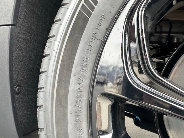 New 2027 Mosaic Black Metallic Chevrolet RS image 33