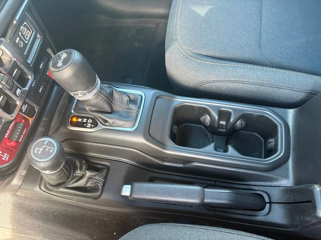 2025 Jeep Wrangler 4-Door Willys - Photo 27