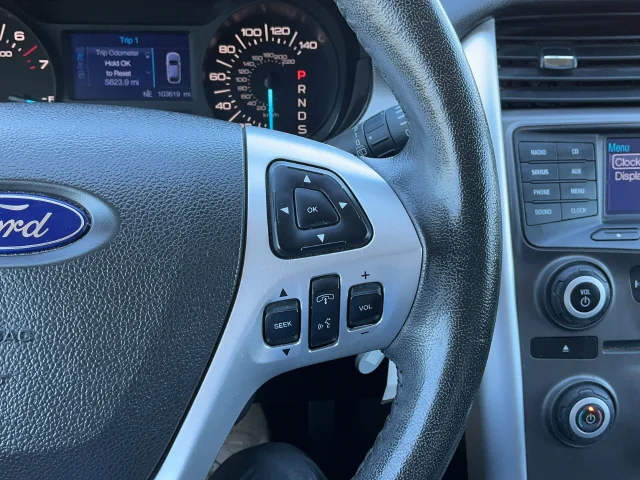 Used 2013 Ingot Silver Ford SEL image 12