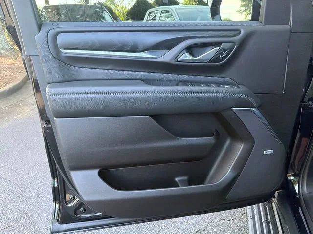 Used 2022 ONYX BLACK GMC Denali image 10