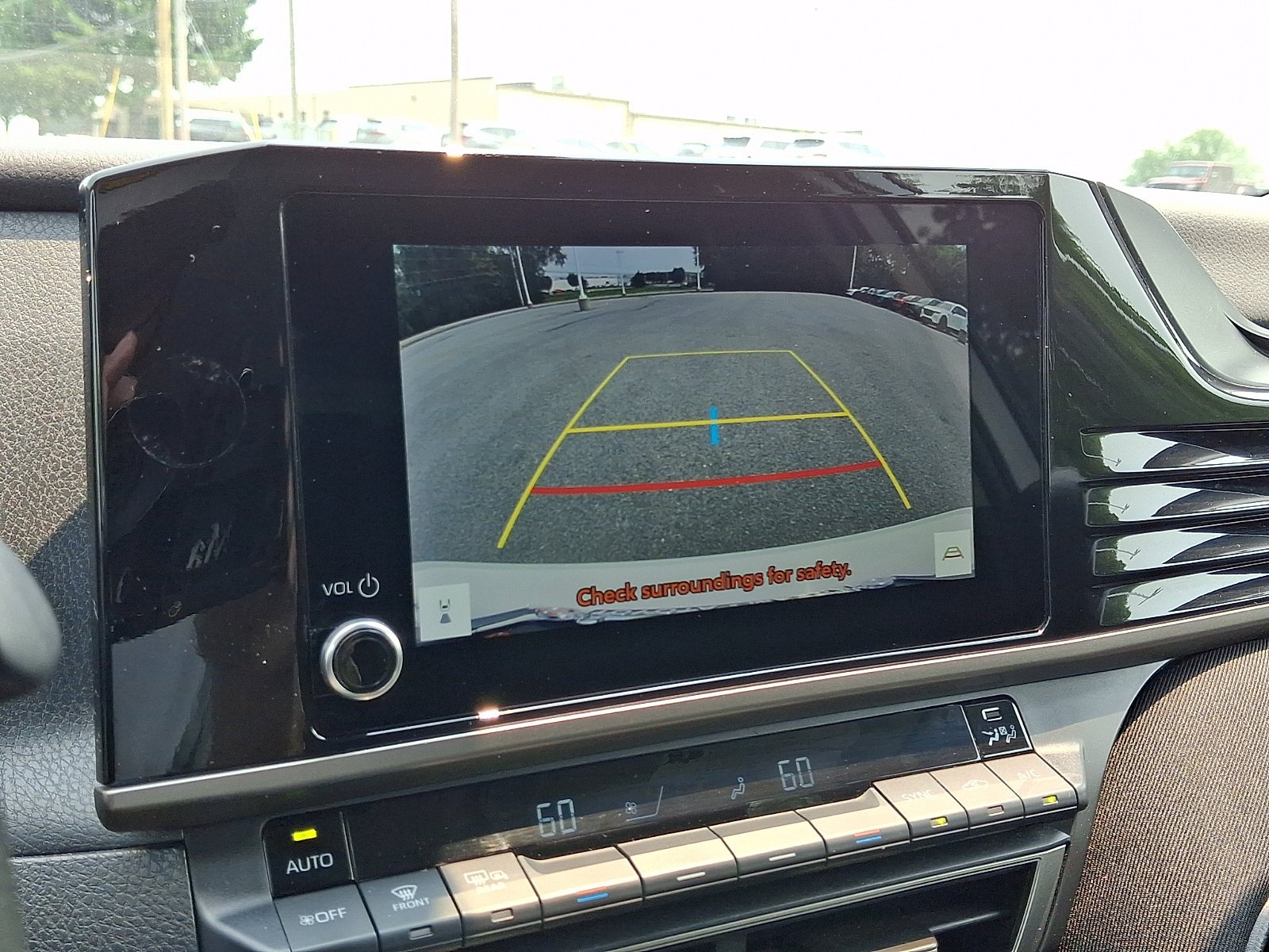 Used 2025 Wind Chill Pearl   089 Toyota LE image 19