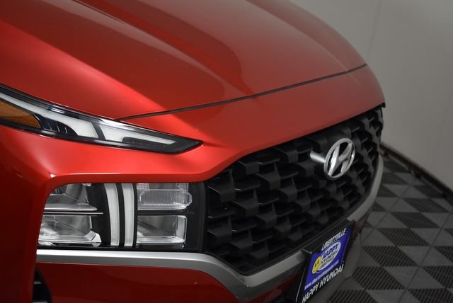 Used 2023 Red Hyundai SE image 13