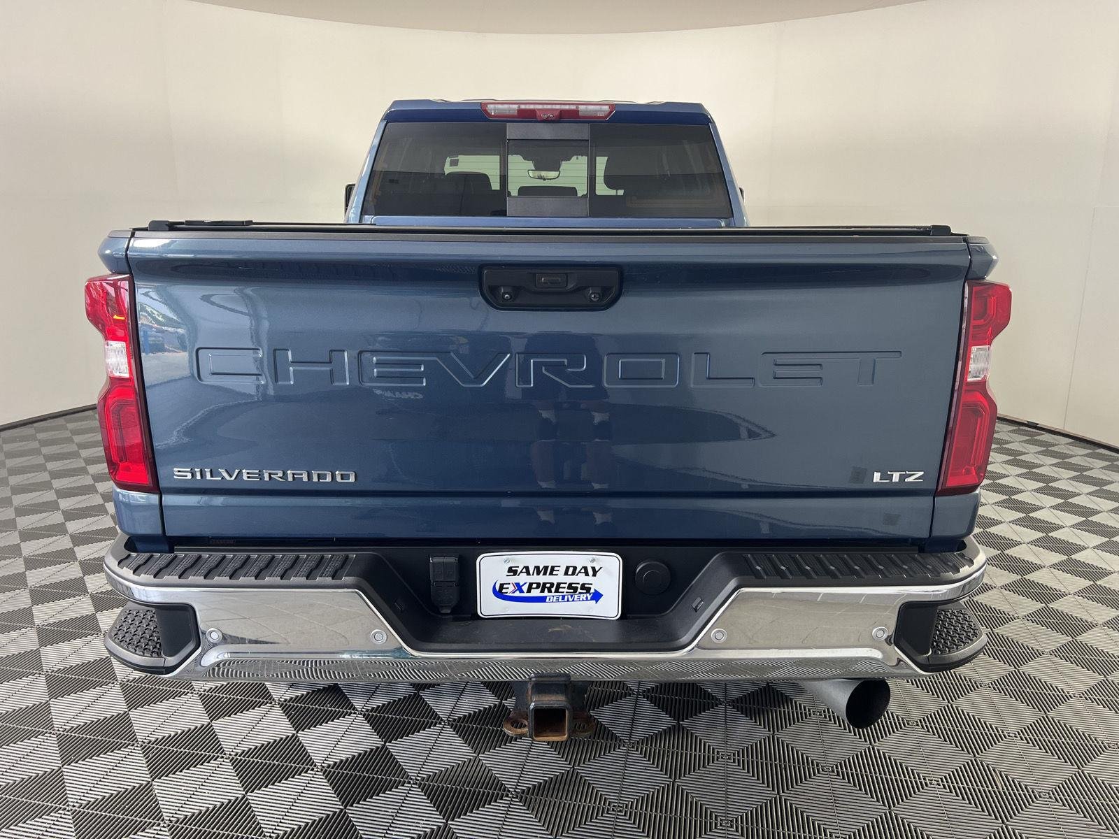Used 2024 Lakeshore Blue Metallic Chevrolet LTZ image 28