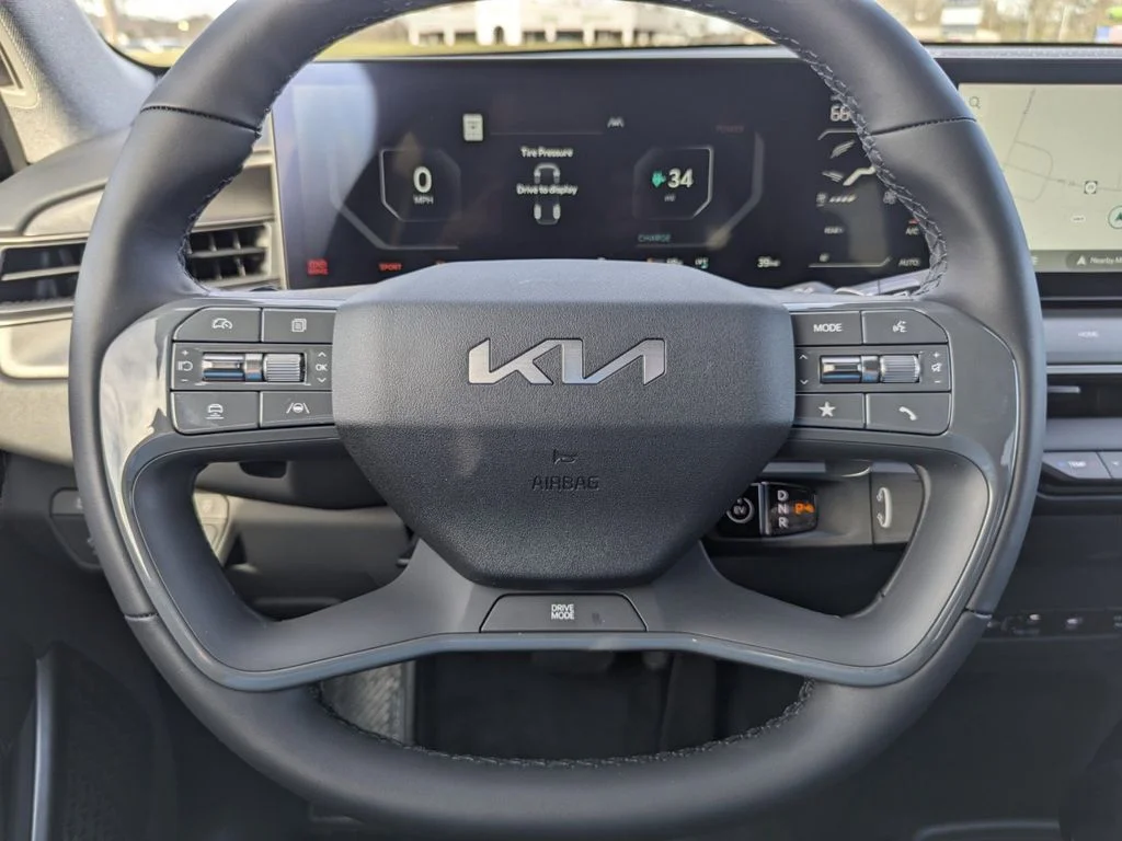 New 2024 Pebble Gray Kia Light RWD image 13