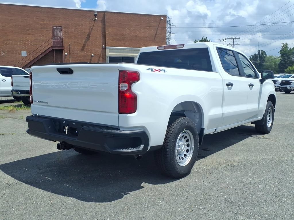 New 2026 Summit White Chevrolet WT image 2