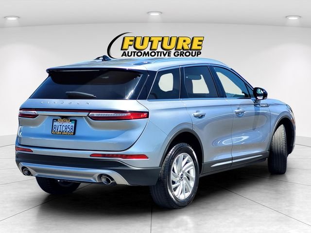 Used 2021 Silver Lincoln Standard image 4