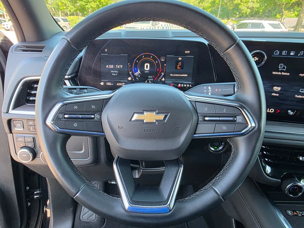 Used 2025 Black Chevrolet LT image 21