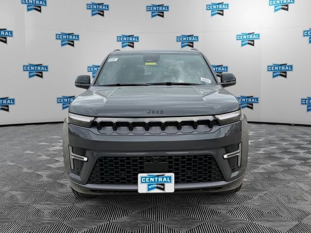 New 2026 Baltic-Gray Metallic Clear-Coat Exterior Paint Jeep Limited Reserve image 8