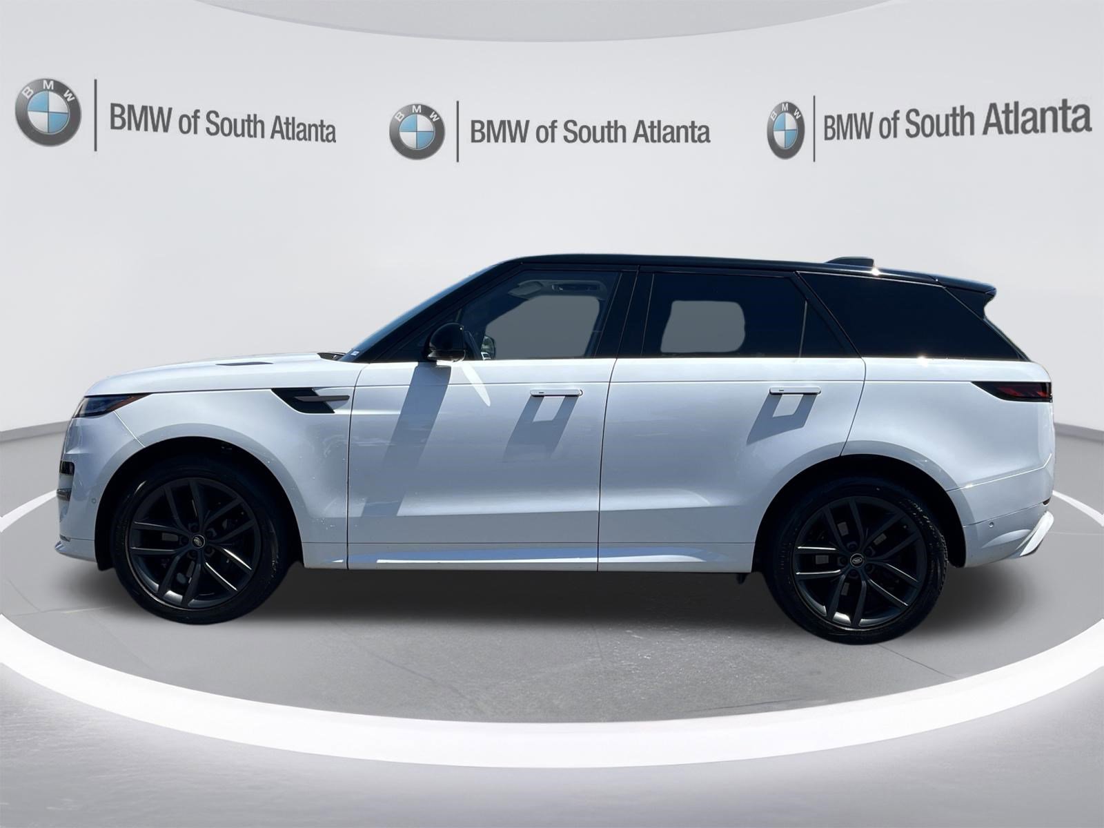 Used 2024 Fuji White Land Rover Dynamic SE image 20