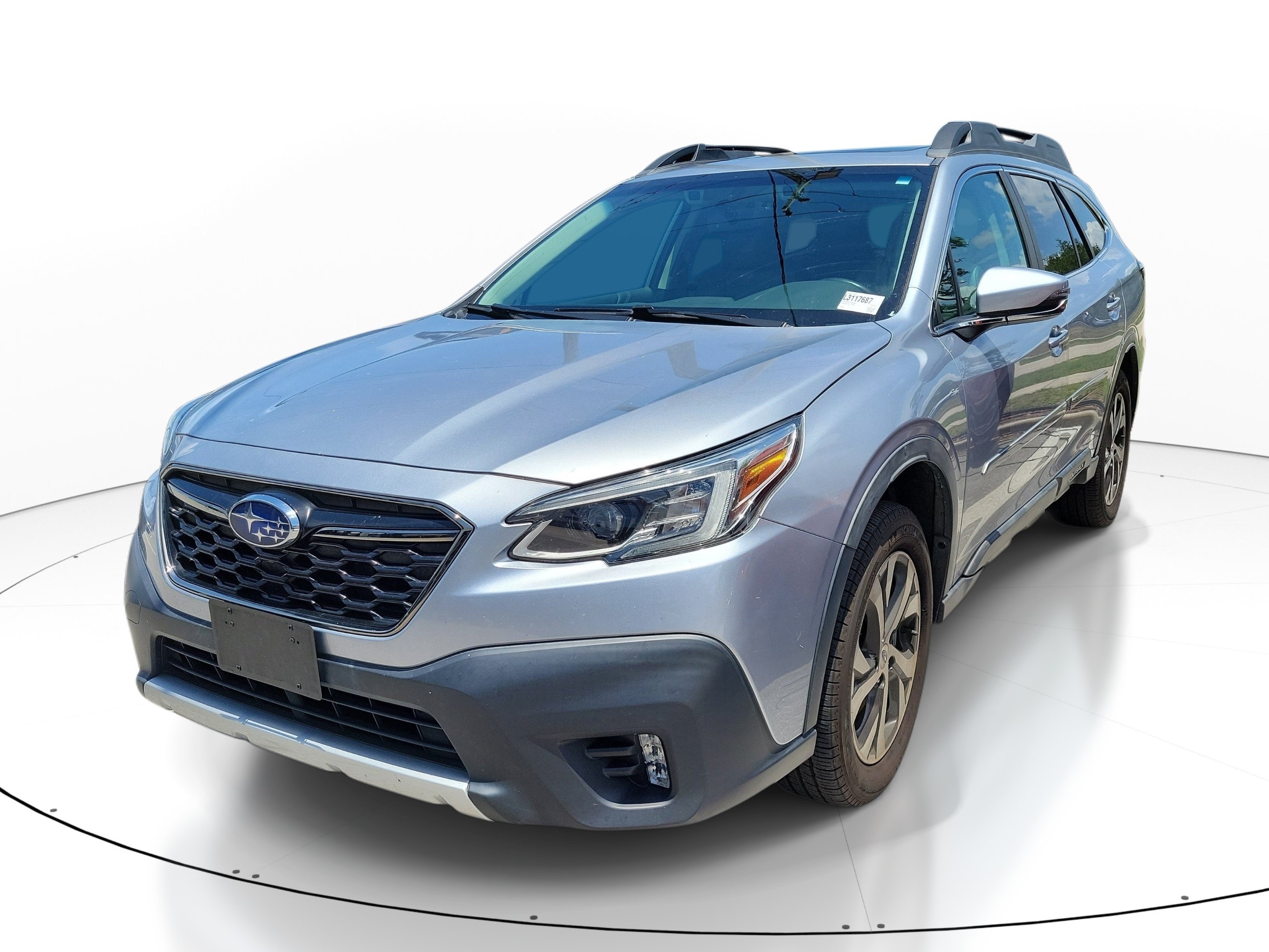 Used 2020 Ice Silver Metallic Subaru Limited image 2