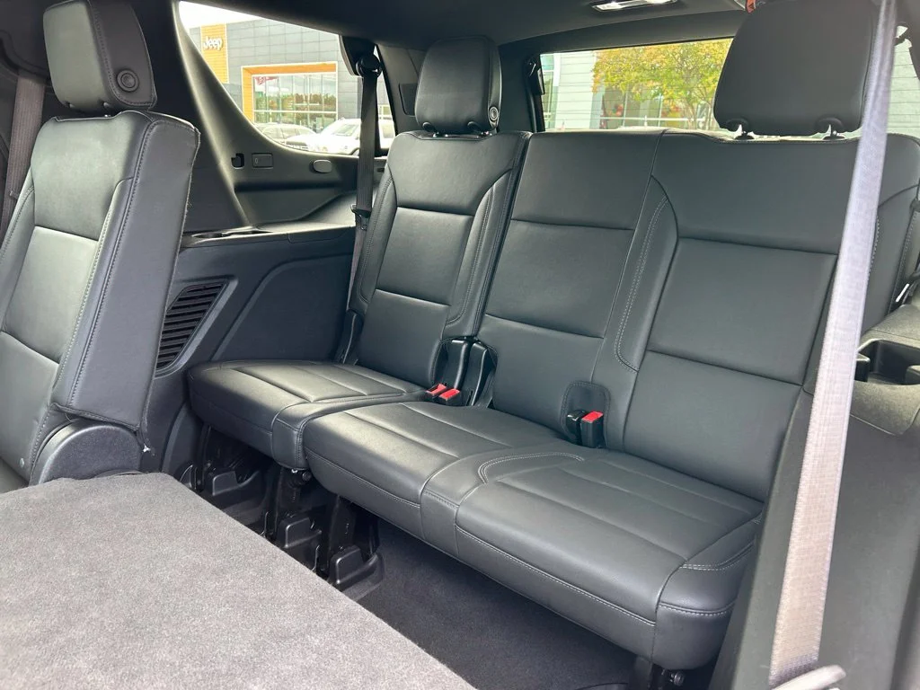 Used 2025 Black Chevrolet LT image 29