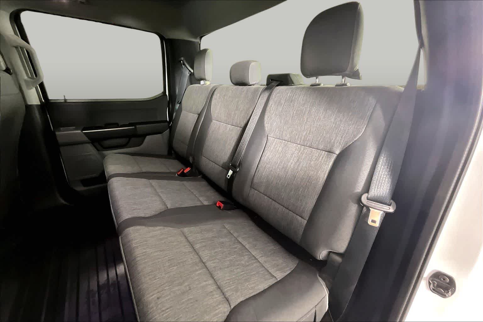 Used 2022 Oxford White Ford XL image 57
