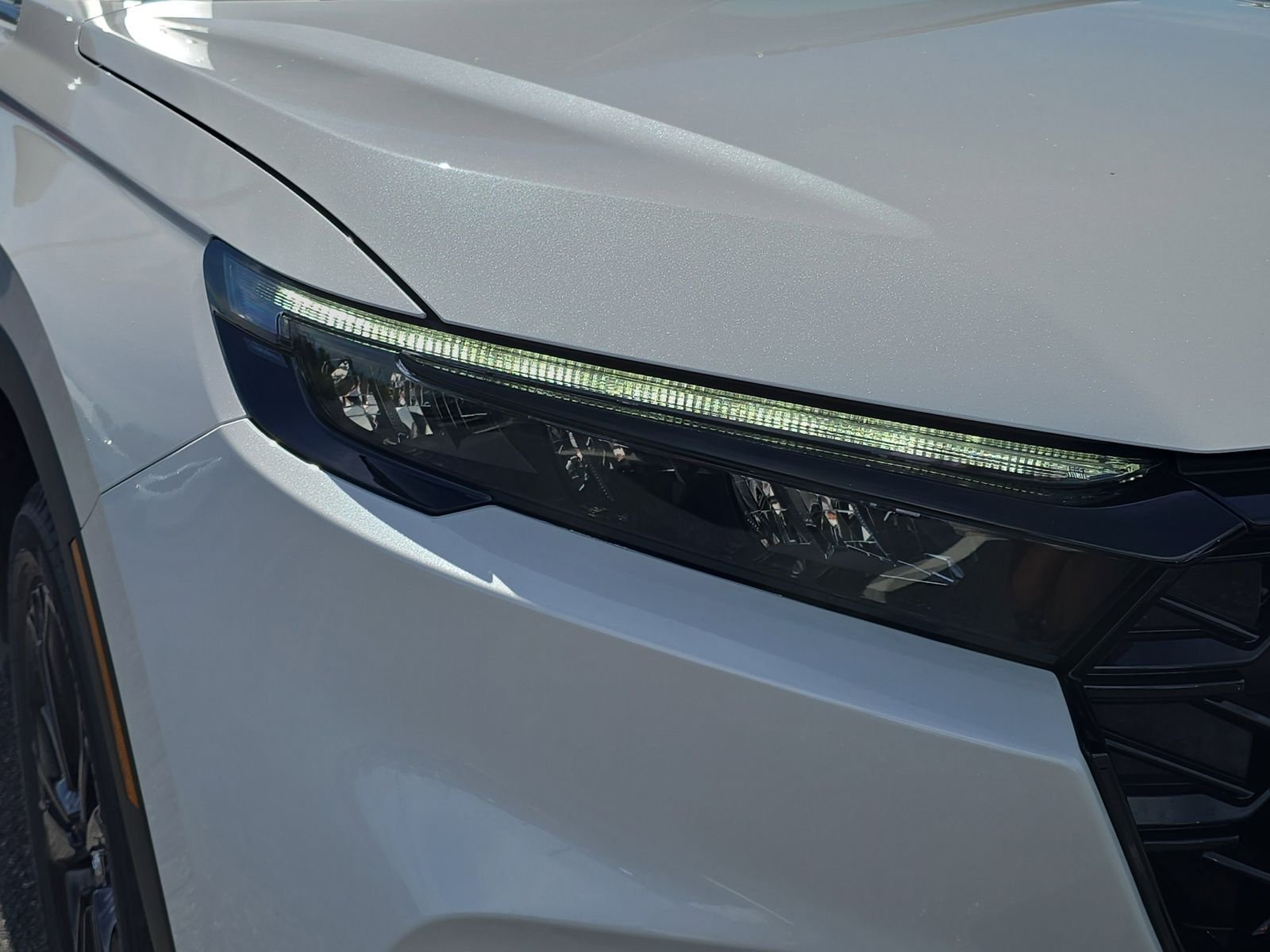New 2026 Platinum White Pearl Honda Sport Touring image 8