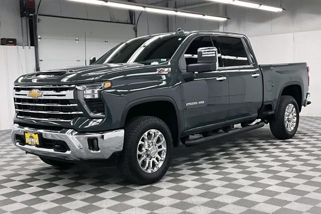 2025 Chevrolet Silverado 2500HD LTZ - Photo 12