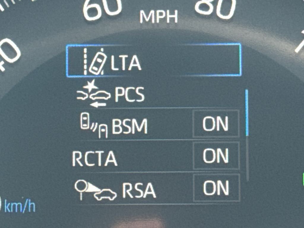 Certified Used 2025 Silver Toyota XLE image 19