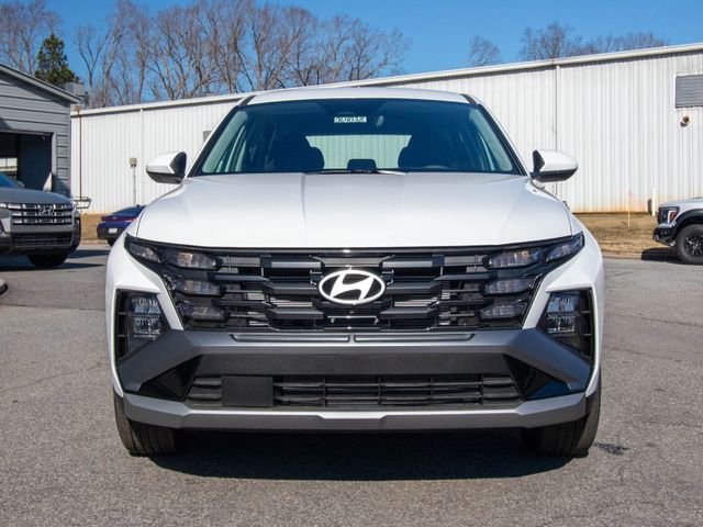 Certified Used 2026 White Hyundai SE image 3