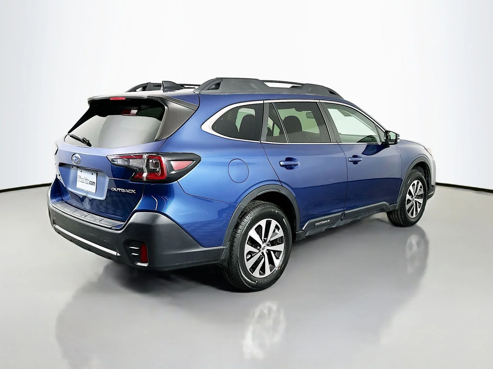 Used 2020 Abyss Blue Pearl Subaru Premium image 9