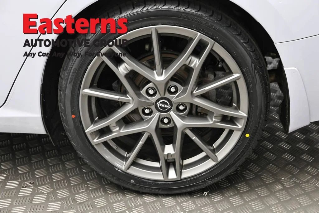 Used 2023 Gray Nissan 2.0 SR image 8