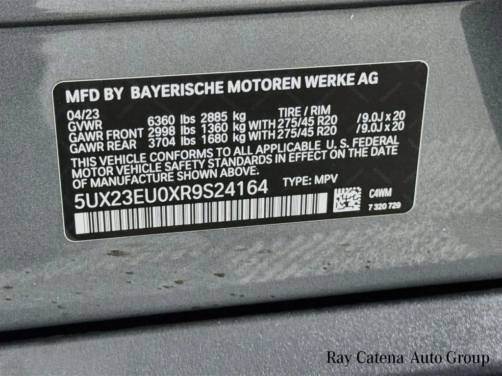 Used 2024 Gray BMW xDrive40i image 33