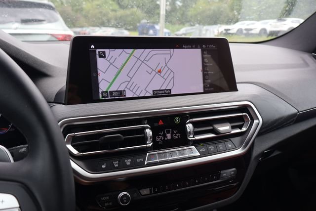 Used 2023 Black BMW xDrive30i image 10