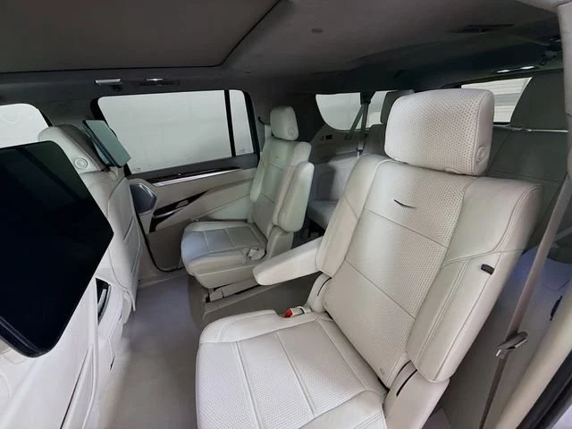 2026 Cadillac Escalade ESV Platinum Sport - Photo 7