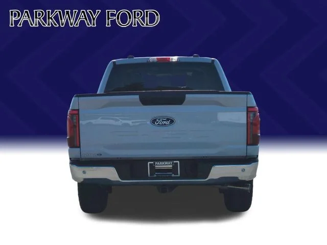 Used 2025 White Ford XLT image 4