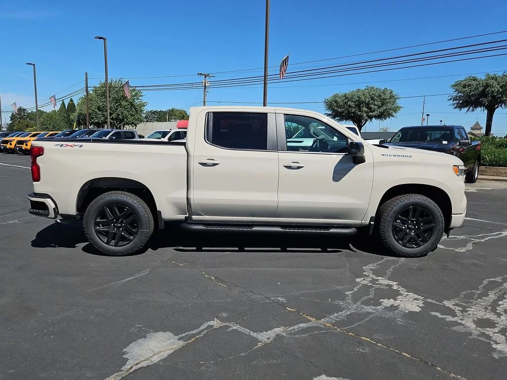 New 2026 White Sands Chevrolet RST image 7