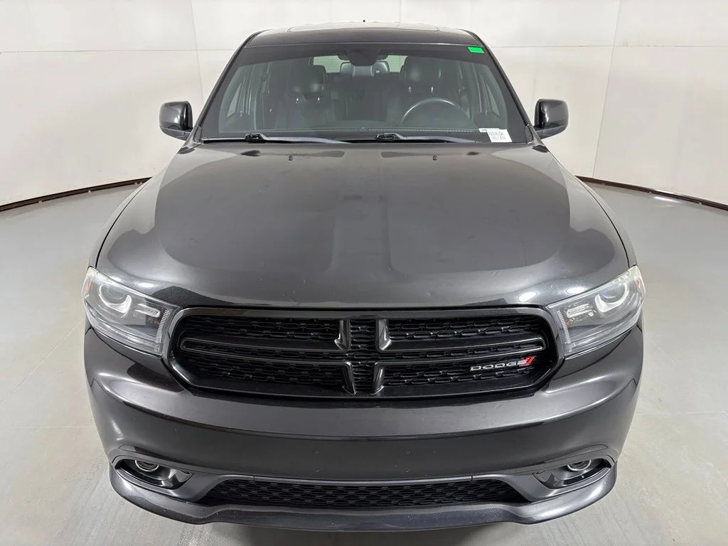 Used 2015 Black Dodge SXT image 3