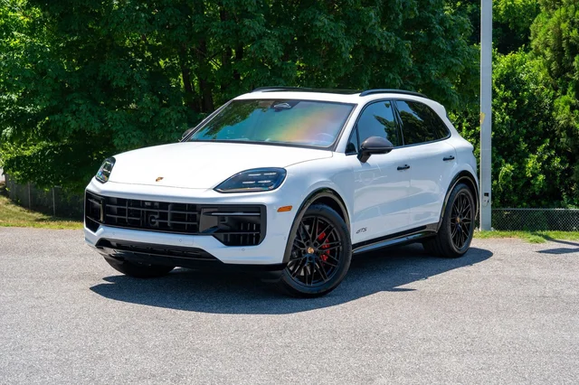 2026 Porsche Cayenne GTS