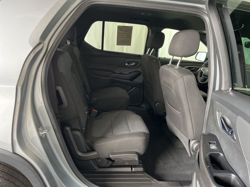 Used 2023 Sterling Gray Metallic Chevrolet LT image 17