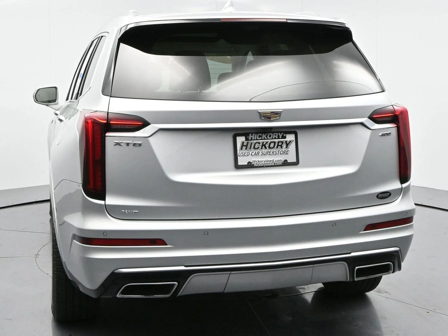 Used 2020 Radiant Silver Metallic Cadillac AWD Premium Luxury image 6