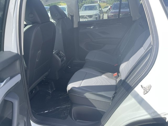 New 2026 Pure White Volkswagen 2.0T SE image 6