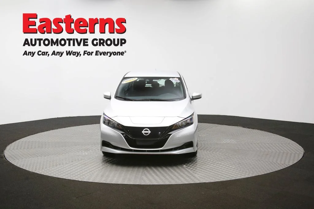 Used 2023 Silver Nissan S image 48
