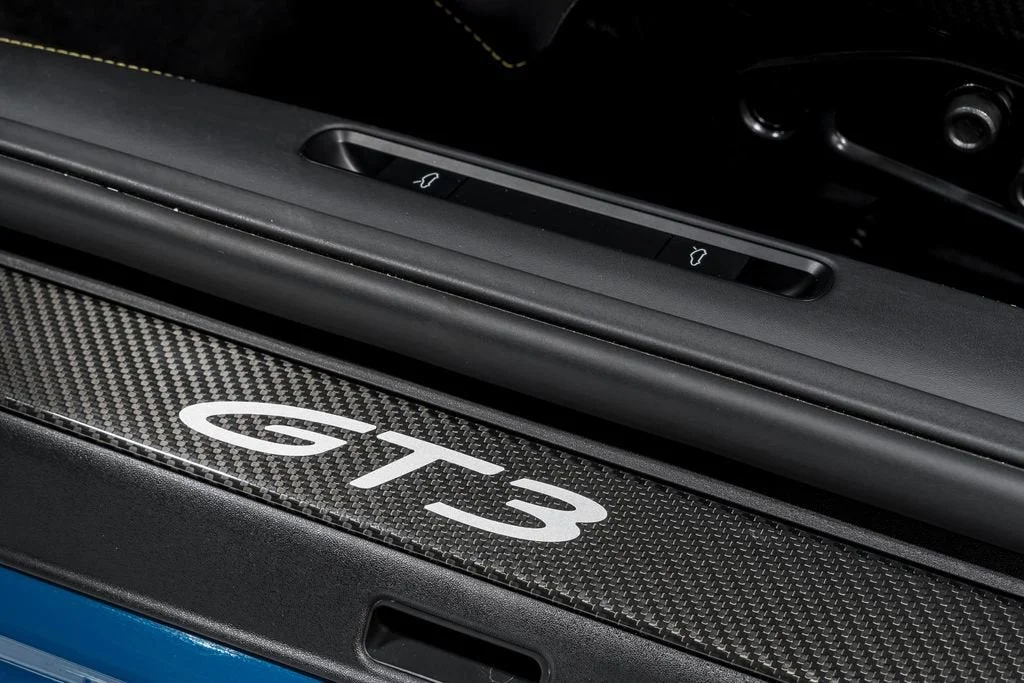 Used 2022 Oslo Blue Porsche GT3 image 11