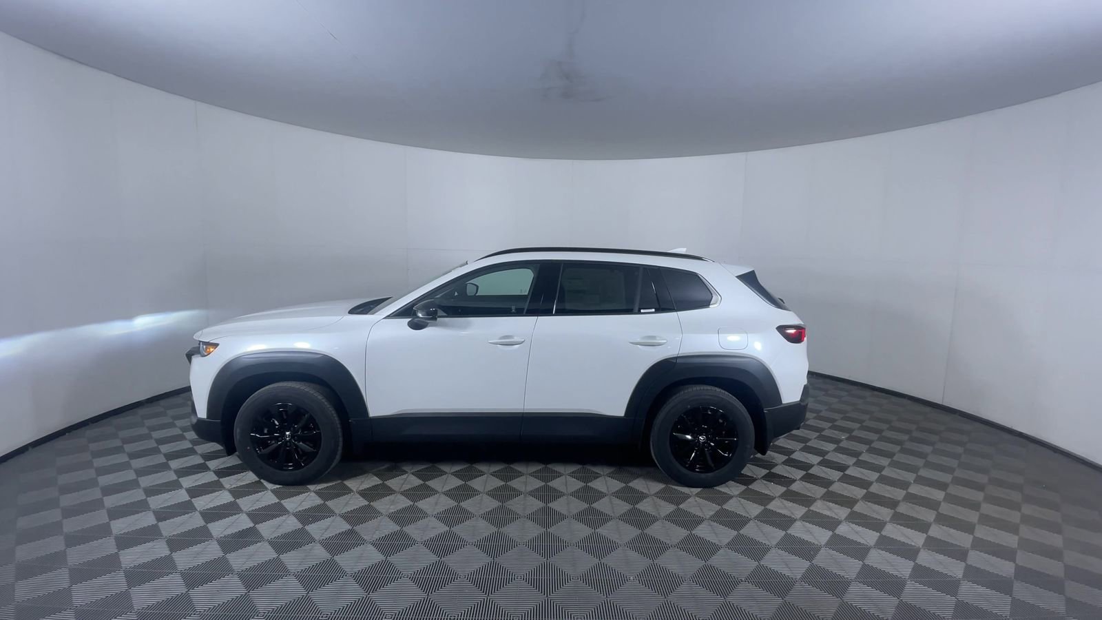 New 2026 Wind Chill Pearl Mazda Premium image 5