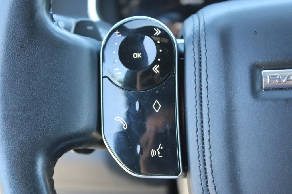 Used 2020  Land Rover Supercharged image 28