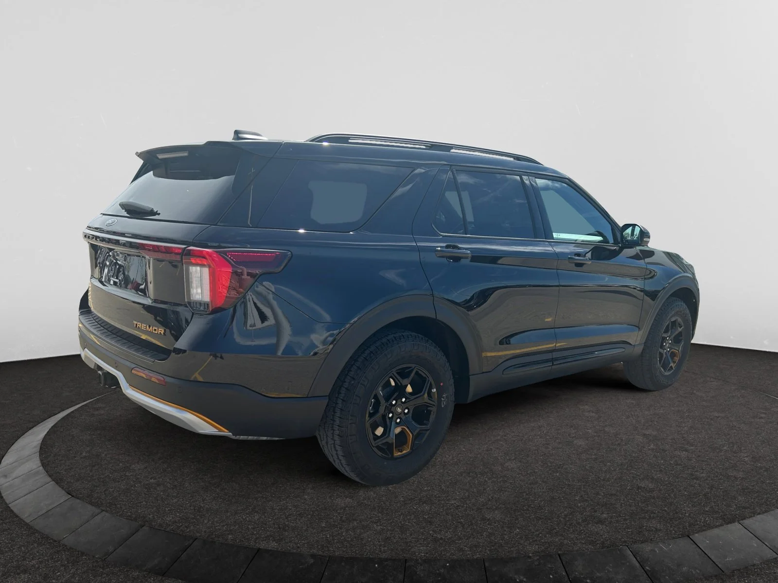 New 2026 Agate Black Metallic Ford Tremor image 5