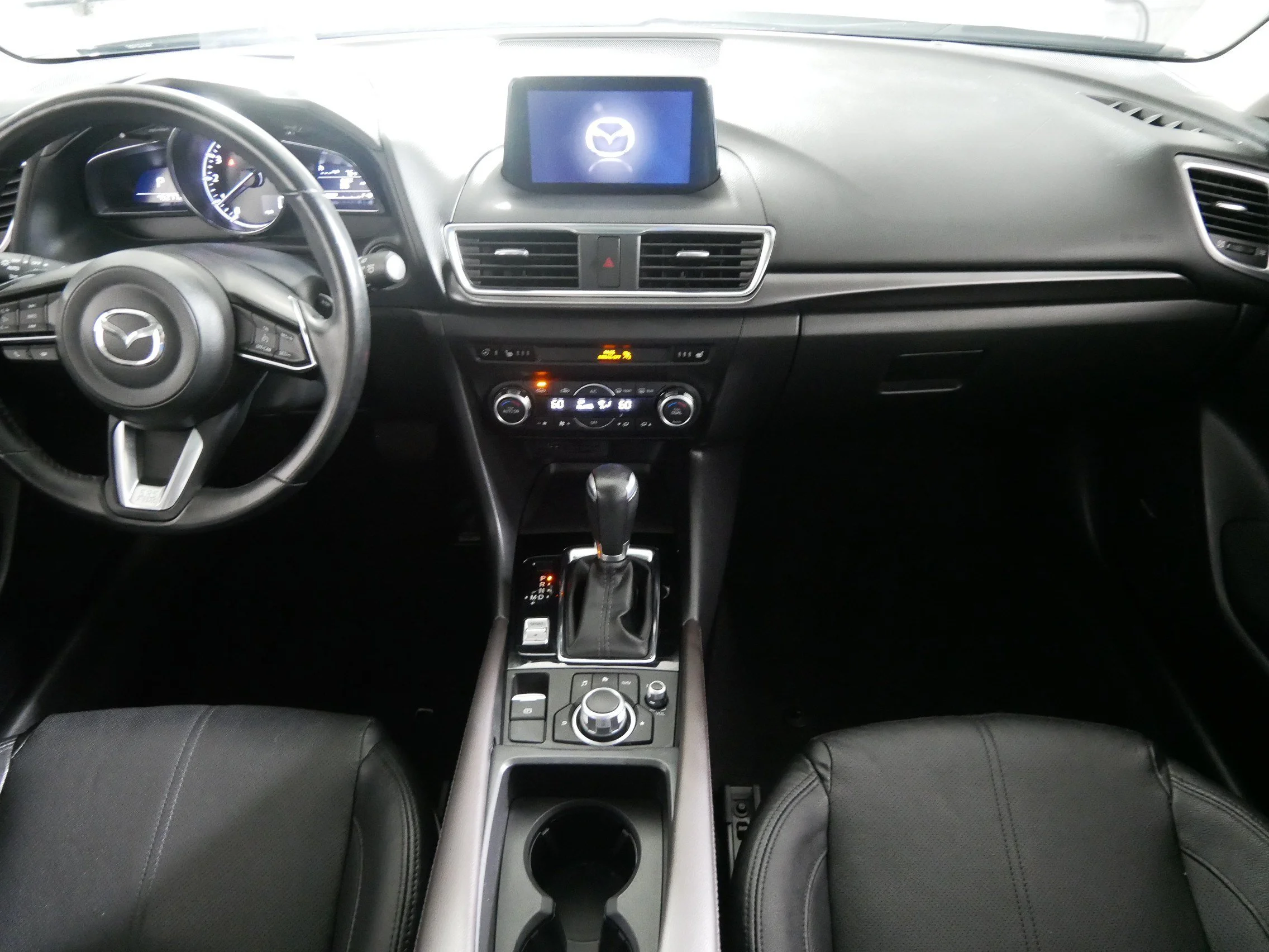 Used 2017 Machine Gray Metallic Mazda Grand Touring image 10