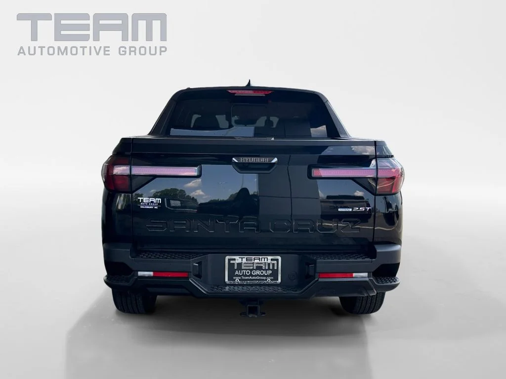 Used 2024 Black Hyundai NIGHT image 5