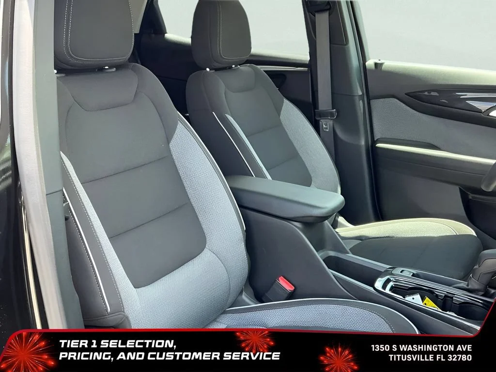 Used 2025 Mosaic Black Metallic Chevrolet LT image 13