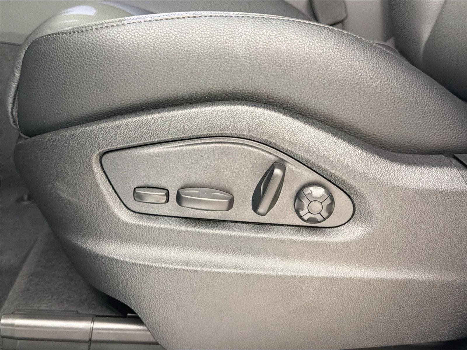 New 2025 Arctic Grey Porsche  image 31