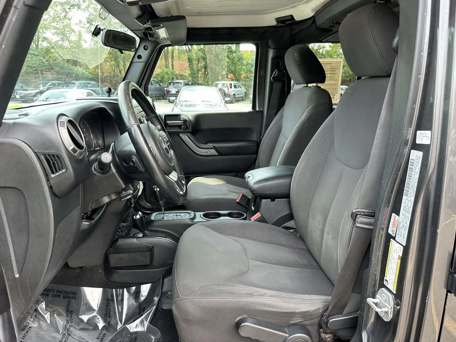Used 2017 Gray Jeep Unlimited Sport image 9